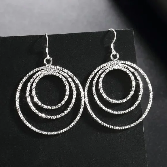 Gorgeous 3 Circles Hanging Earrings, Solid Sterling Silver "Hypoallergenic" - Picture 9 of 9